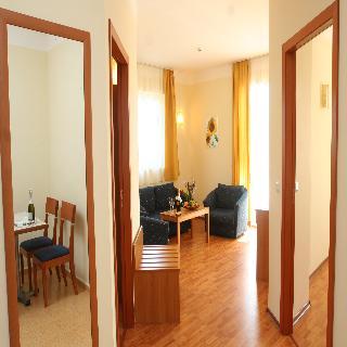Hotel Joya Park Complex