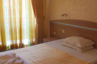 Hotel Zeus