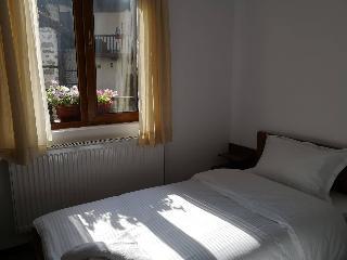 Hotel Todeva House