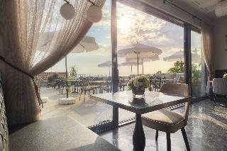 Hotel Vivid Blue Serenity Resort