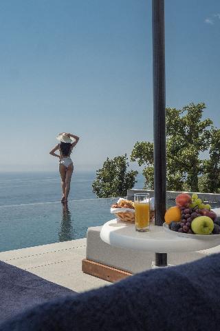 Hotel Vivid Blue Serenity Resort