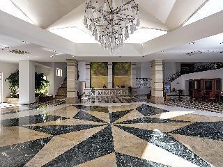 Гостиница Pilot Beach Resort