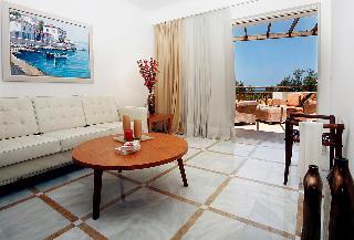 Гостиница Pilot Beach Resort