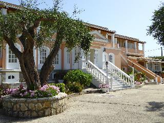 Hotel Nefeli