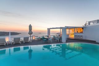 Hotel Artemis Suites