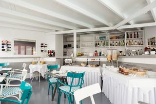 Hotel Artemis Suites