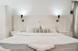 Hotel Artemis Suites