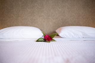 Гостиница Minos Beach Art Hotel