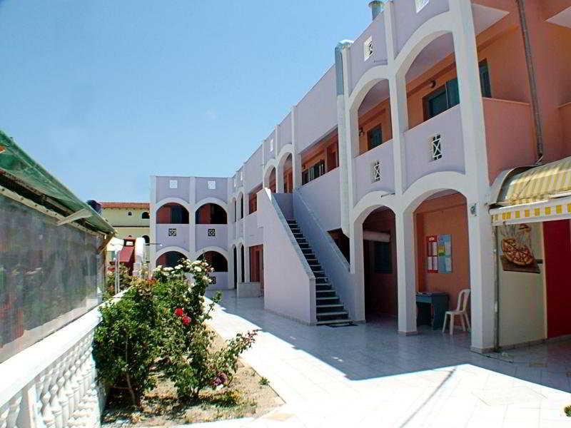 Гостиница Nicholas Studios