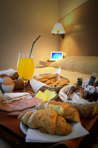 Hotel Citi Live