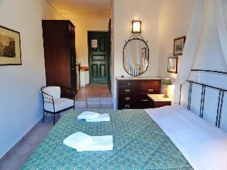 Hotel Dionysos