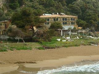 Гостиница Glyfada Beach