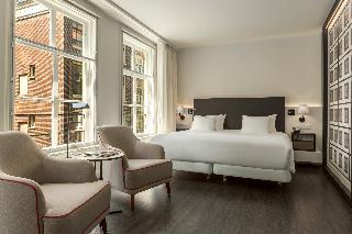 Гостиница NH Collection Amsterdam Barbizon Palace