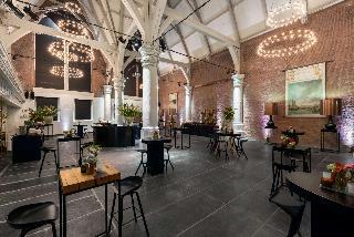 Гостиница NH Collection Amsterdam Barbizon Palace
