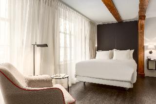 Гостиница NH Collection Amsterdam Barbizon Palace