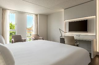 Гостиница NH Collection Amsterdam Barbizon Palace