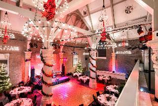 Гостиница NH Collection Amsterdam Barbizon Palace
