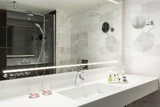 Гостиница NH Collection Amsterdam Barbizon Palace