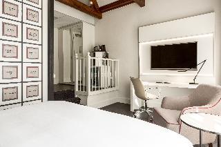 Гостиница NH Collection Amsterdam Barbizon Palace