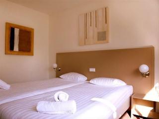 Гостиница New West Inn