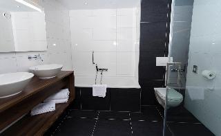 Гостиница DoubleTree by Hilton Royal Parc Soestduinen