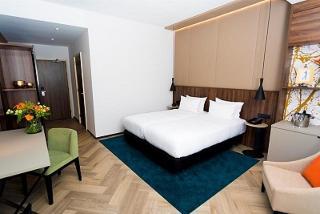 Гостиница DoubleTree by Hilton Royal Parc Soestduinen