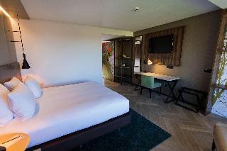 Гостиница DoubleTree by Hilton Royal Parc Soestduinen