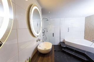 Гостиница DoubleTree by Hilton Royal Parc Soestduinen