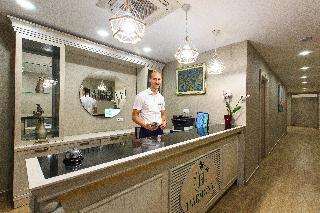 Hotel Harmony