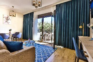 Hotel Harmony