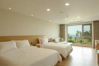 Гостиница Jeju Uni Hotel