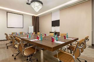 Гостиница Ramada Encore By Wyndham Istanbul Basin Express