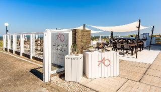 Гостиница Hotel NH Atlantic Den Haag