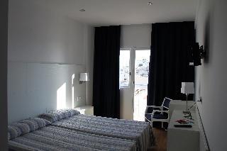 Гостиница Voramar