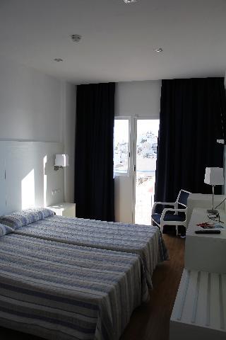 Гостиница Voramar