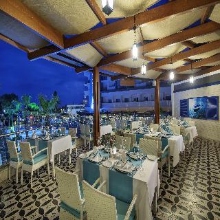 Hotel Seashell Resort & Spa