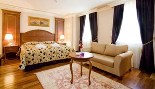 Гостиница GLK PREMIER Regency Suites & Spa