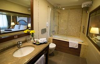 Гостиница GLK PREMIER Regency Suites & Spa