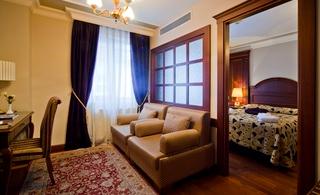 Гостиница GLK PREMIER Regency Suites & Spa