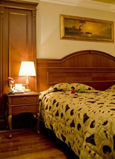 Гостиница GLK PREMIER Regency Suites & Spa