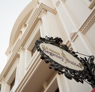 Hotel GLK PREMIER Regency Suites & Spa