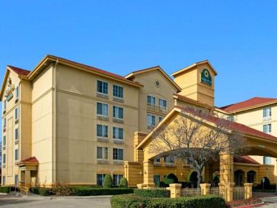 Гостиница La Quinta Inn Ste Dfw Apt South / Irving