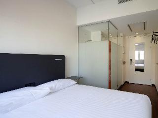 Easyhotel The Hague City Centre