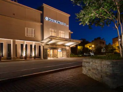 Hotel Doubletree By Hilton Brownstone Univ