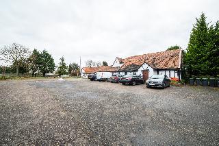 Гостиница Tudor Oaks Lodge   