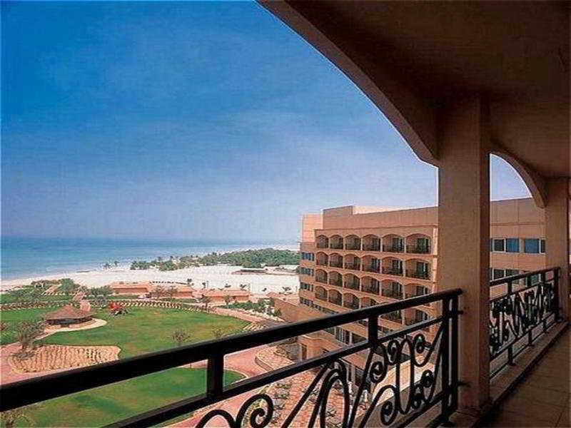 Гостиница Danat Resort Jebel Dhann