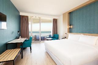 Гостиница Occidental Sharjah Grand