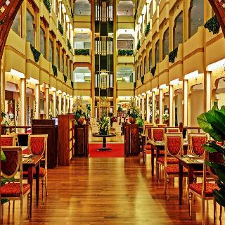 Hotel Five Continents Ghantoot Beach Resort