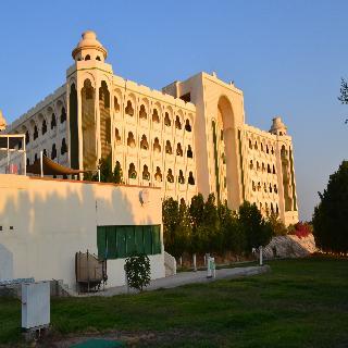 Hotel Five Continents Ghantoot Beach Resort