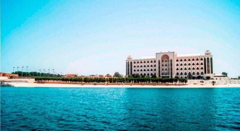 Hotel Five Continents Ghantoot Beach Resort